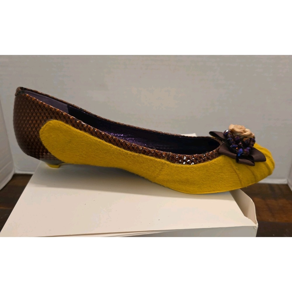 Poetic License Shoes Notice Me Flats Yellow Women's EUR size 40.5 US size 9.5 - Picture 11 of 16